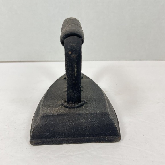 VTG No. 7 Antique Sad Flat Iron - Door Stop - Farmhouse - 5.5 lbs. has star logo - Picture 5 of 8